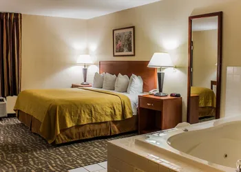 Quality Inn Kinston Hwy 70 hotel thumbnail 6