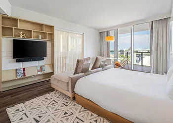 The Grayson Miami Downtown hotel thumbnail 5
