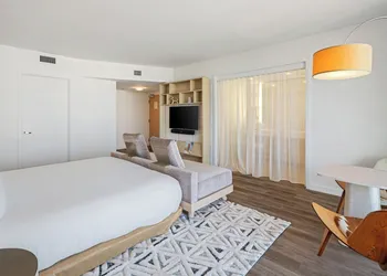 The Grayson Miami Downtown hotel thumbnail 7