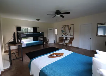 Hawaii Island Resort hotel thumbnail 4