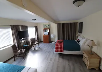 Hawaii Island Resort hotel thumbnail 6