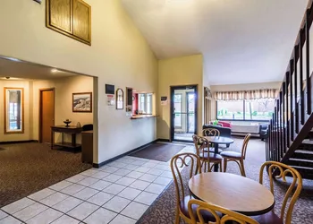 Rodeway Inn Red Wing hotel thumbnail 7