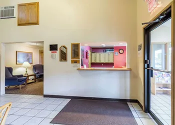Rodeway Inn Red Wing hotel thumbnail 5