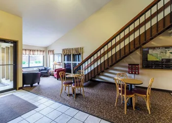 Rodeway Inn Red Wing hotel thumbnail 8