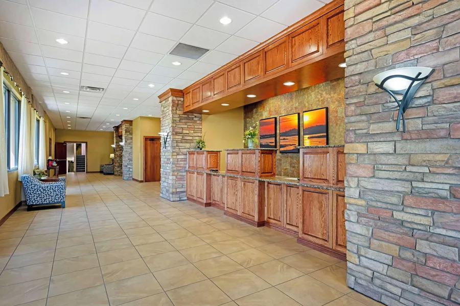 Best Western Plus Mid Nebraska Inn & Suites hotel detail image 2