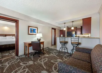 Best Western Plus Mid Nebraska Inn & Suites hotel thumbnail 6