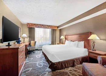 Best Western Plus Mid Nebraska Inn & Suites hotel thumbnail 7