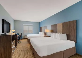 Best Western South Plains Inn & Suites hotel thumbnail 8