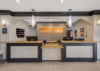 Best Western South Plains Inn & Suites hotel thumbnail 3