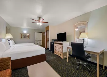 SureStay Hotel by Best Western Falfurrias hotel thumbnail 8