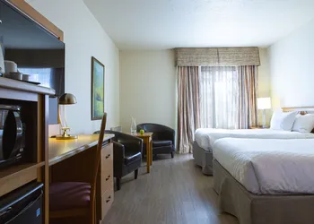 Hotel L'Oiseliere Montmagny hotel thumbnail 3