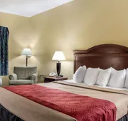 Econo Lodge Greenville hotel detail image 7