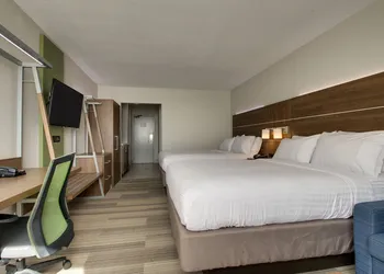 Holiday Inn Express & Suites Wapakoneta by IHG hotel thumbnail 3