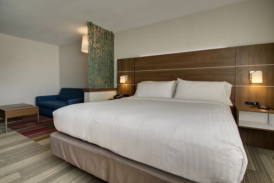 Holiday Inn Express & Suites Wapakoneta by IHG hotel detail image 6