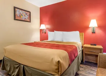 Rodeway Inn Jeffersonville - Washington Court House hotel thumbnail 8