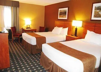 Quality Inn Thief River Falls hotel thumbnail 7