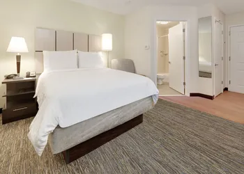 Candlewood Suites Salina by IHG hotel thumbnail 5