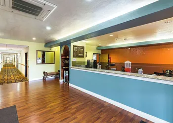 Suburban Studios Beaumont hotel thumbnail 4