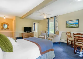 Omni Bretton Arms Inn at Mount Washington hotel thumbnail 8