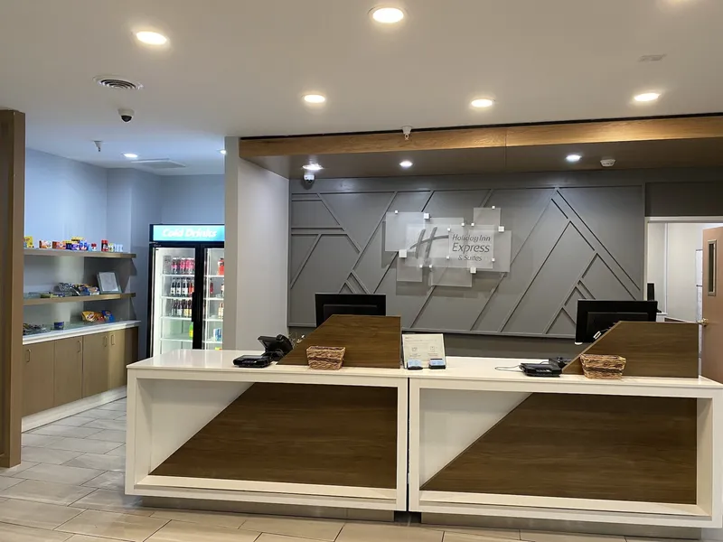 Holiday Inn Express Hotel & Suites Plymouth by IHG hotel detail image 2