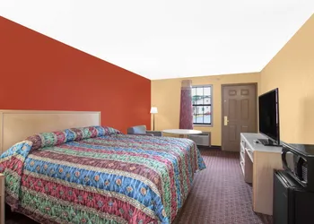 Knights Inn Wildersville hotel thumbnail 3