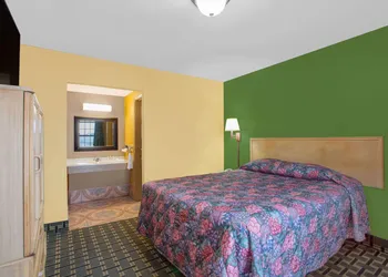 Knights Inn Wildersville hotel thumbnail 7