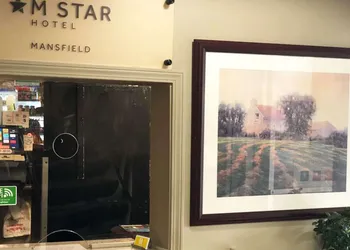 M Star Hotel Mansfield hotel thumbnail 2