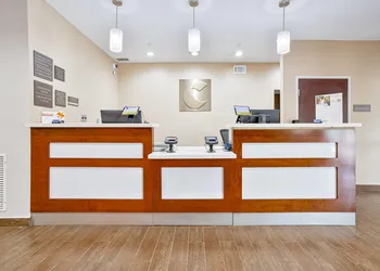 Comfort Inn & Suites Montgomery East Carmichael Rd hotel thumbnail 2