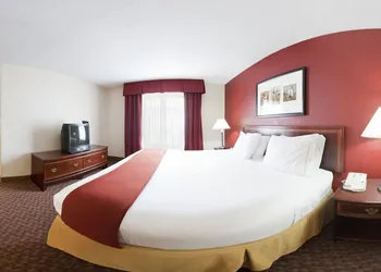 Baymont by Wyndham Merrillville hotel thumbnail 6