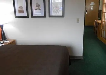 AmericInn by Wyndham Mora hotel thumbnail 5