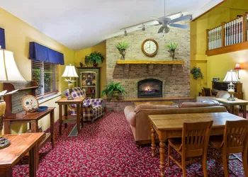 AmericInn by Wyndham Republic hotel thumbnail 2