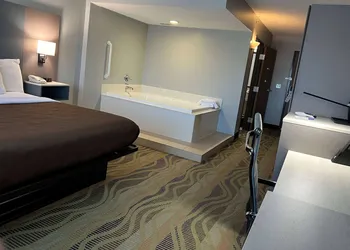 AmericInn by Wyndham Republic hotel thumbnail 8