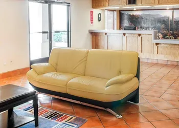 Econo Lodge Lordsburg I-10 hotel thumbnail 7