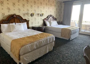 Inn at Churon Winery hotel thumbnail 5