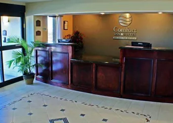 Comfort Inn & Suites Perry I-35 hotel thumbnail 8