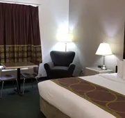 Super 8 by Wyndham Pincher Creek AB hotel detail image 7