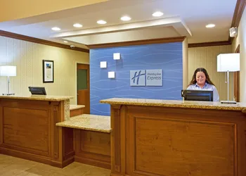 Holiday Inn Express & Suites Howell by IHG hotel thumbnail 2