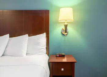 La Quinta Inn & Suites by Wyndham Longview North hotel thumbnail 8