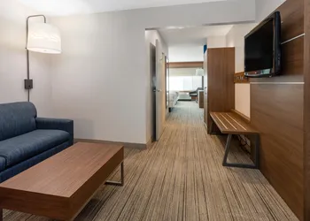 Holiday Inn Express & Suites Tucson North – Marana by IHG hotel thumbnail 5