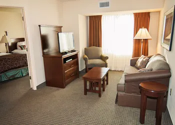 Staybridge Suites Wichita by IHG hotel thumbnail 4