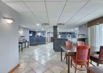 Quality Inn & Suites Green Bay Downtown hotel thumbnail 6