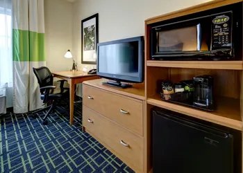 Fairfield Inn & Suites by Marriott Harrisburg West hotel thumbnail 4