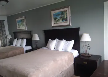Bay Bridge Motel hotel thumbnail 7