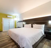 Holiday Inn Express Hotel & Suites Bedford by IHG hotel detail image 4