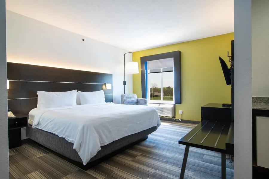 Holiday Inn Express Hotel & Suites Bedford by IHG hotel detail image 6