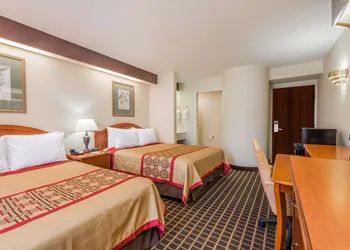 Days Inn by Wyndham Yadkinville hotel thumbnail 5
