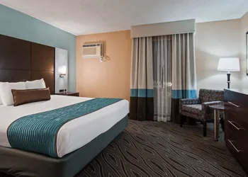 Best Western Plus Galleria Inn & Suites hotel thumbnail 5