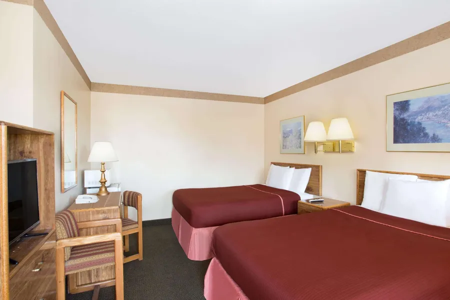 Howard Johnson by Wyndham Brigham City hotel detail image 6