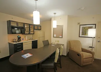 Candlewood Suites Newport News/Yorktown by IHG hotel thumbnail 5