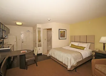 Candlewood Suites Newport News/Yorktown by IHG hotel thumbnail 6
